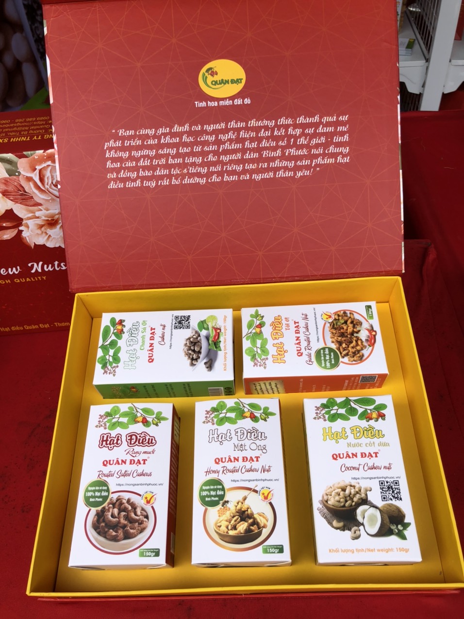  Hộp quà cao cấp  Combo 5 vị 